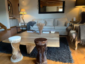 Casa en Estavar Residential con jardín y piscina Estavar